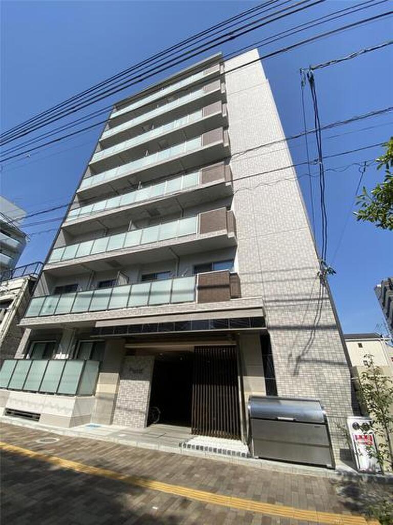 バス停徒歩６分　オートロック　宅配ボックス付き　