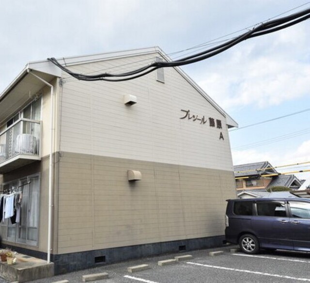 プレジール藤原 A棟