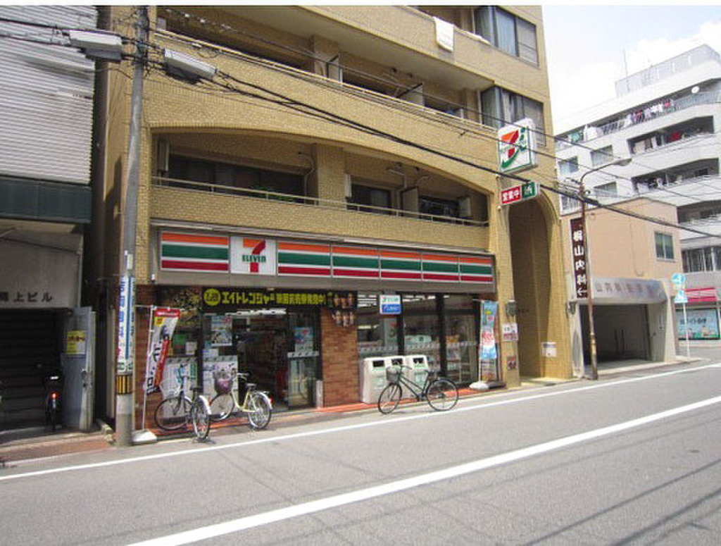 (16/21) コンビニ