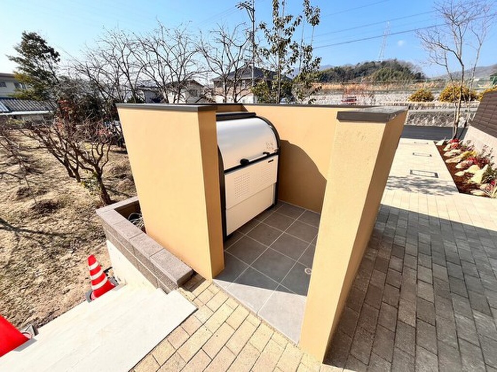 (4/10) 外観 (4/10) 外観