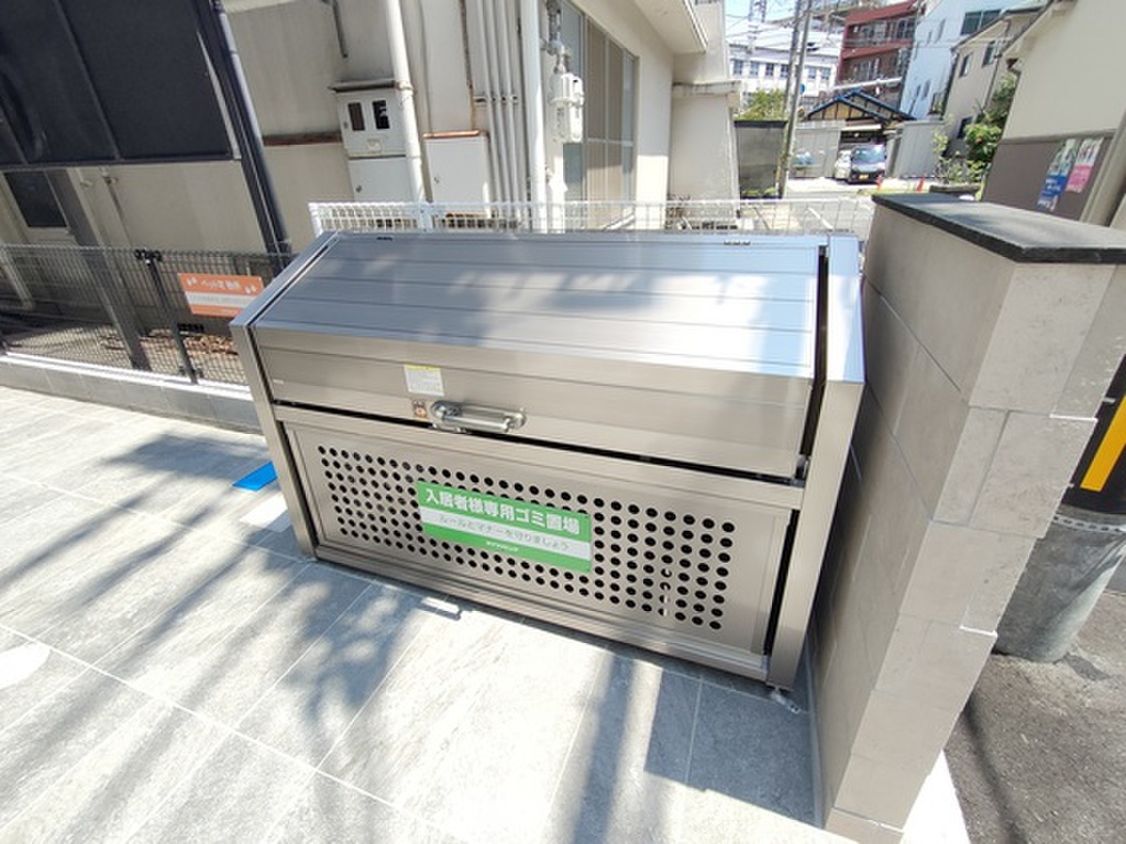 (2/8) 外観 (2/8) 外観