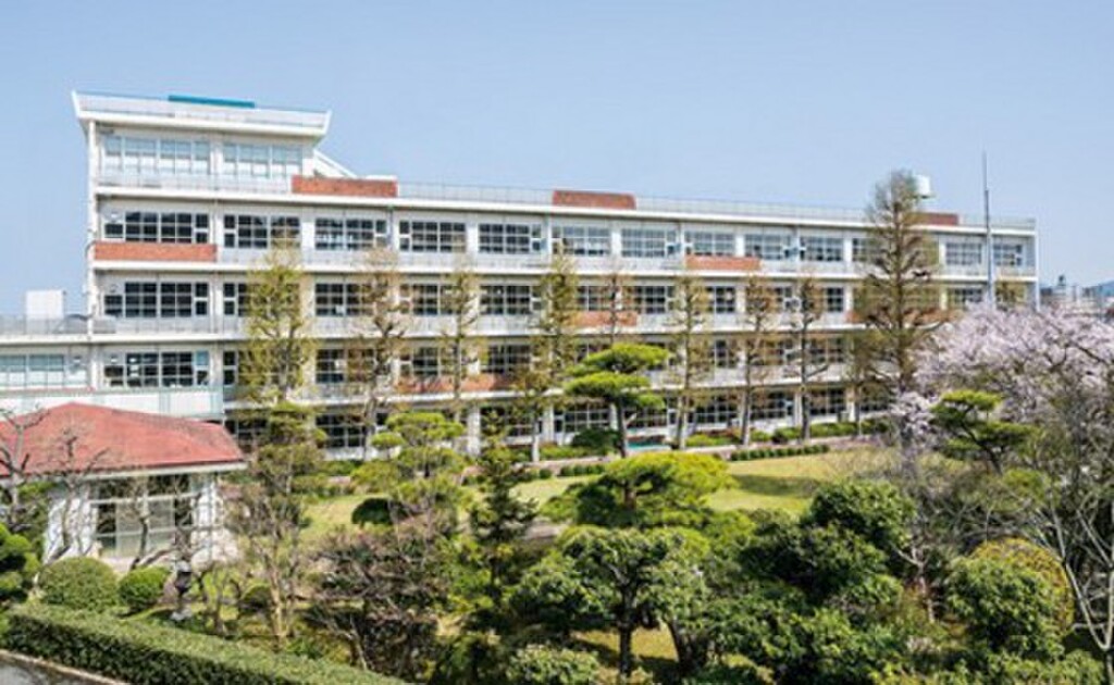 (2/8) 中学校 (2/8) 中学校