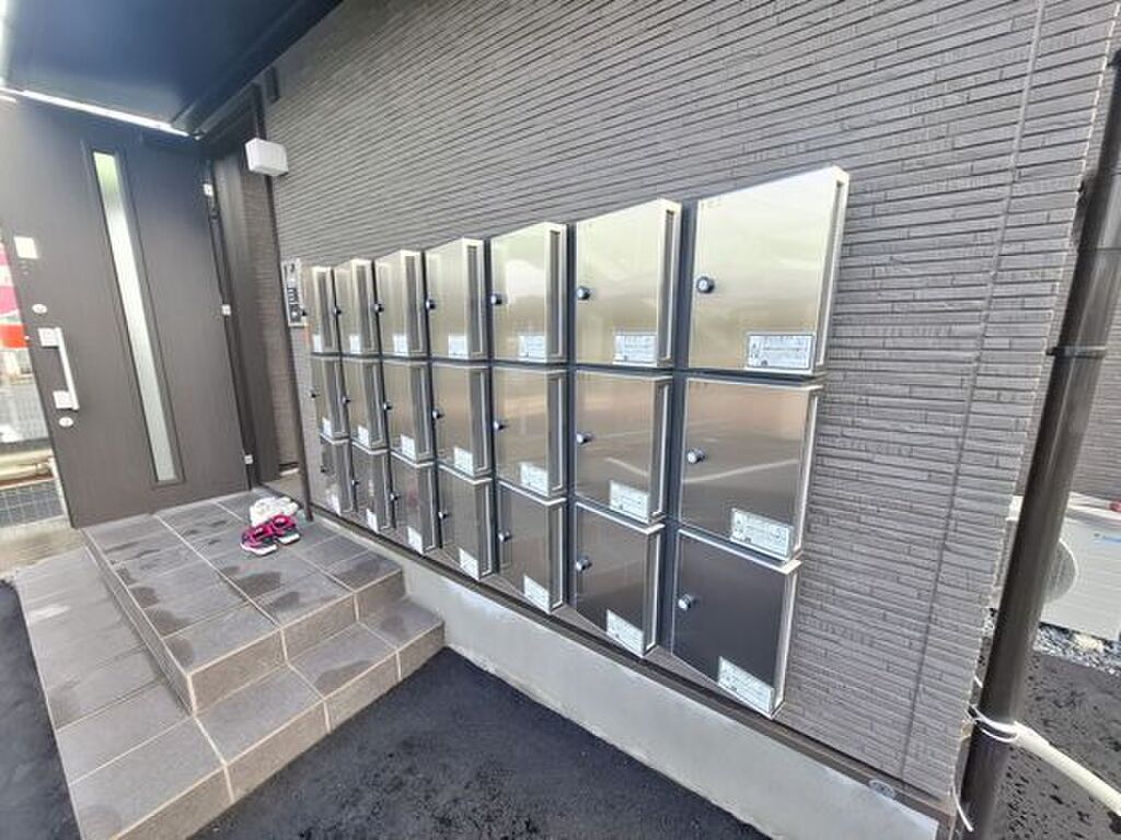 (2/11) 外観 (2/11) 外観