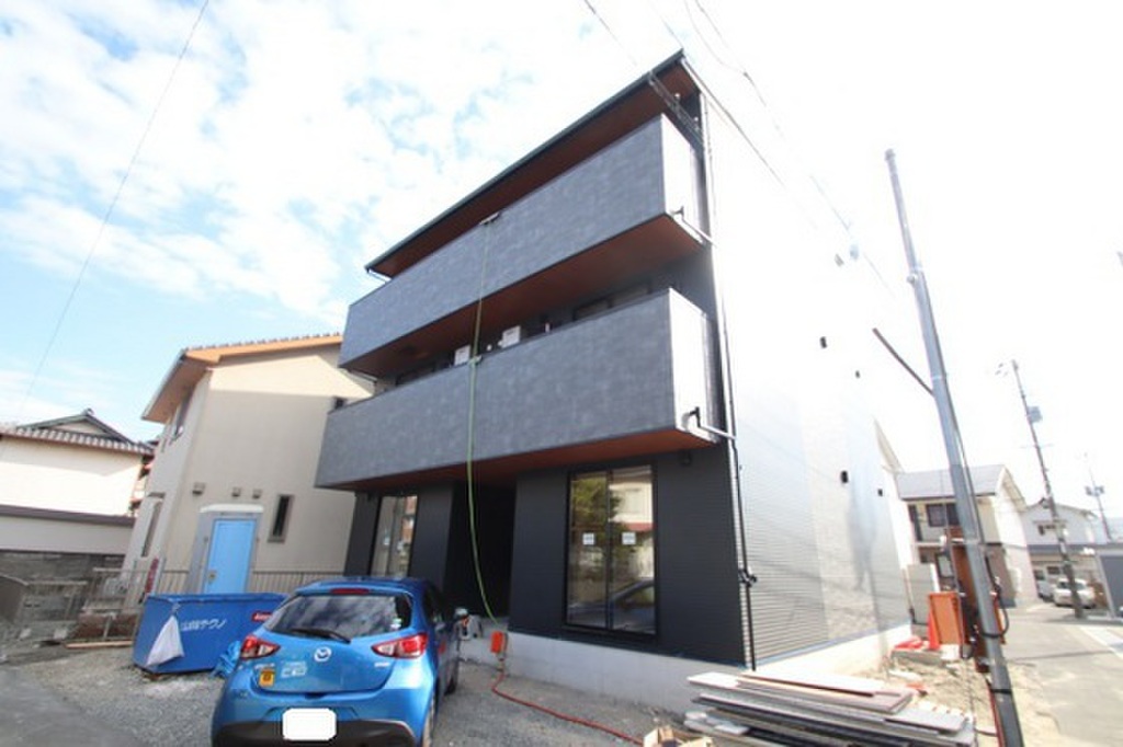 備前三門駅徒歩11分　2025年2月完成　オートロック付き