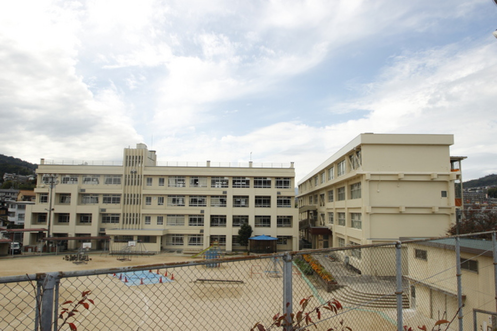 (12/19) 小学校
