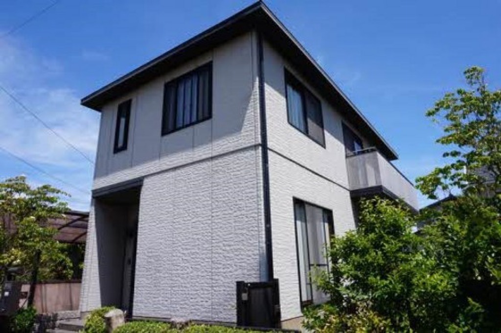 茶屋町駅徒歩12分　駐車場1台無料　3口ガスコンロ付き