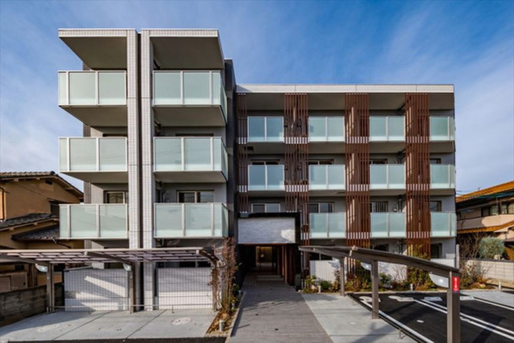 ネット無料＆セキュリティ完備の１Kで、新生活をスタート