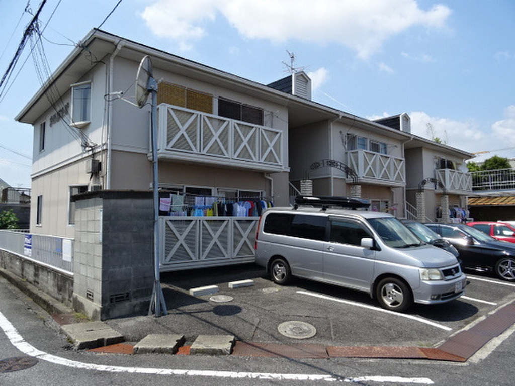 大安寺駅徒歩10分　駐車場1台込み　3DK広々空間物件です！