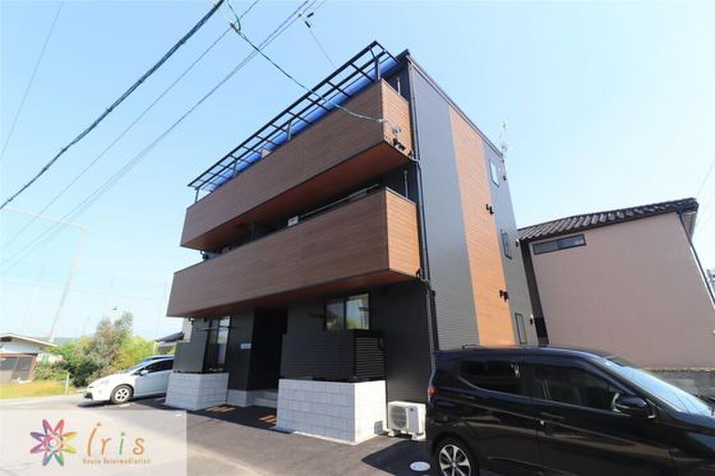 庭瀬駅徒歩14分　2025年2月完成　オートロック付き