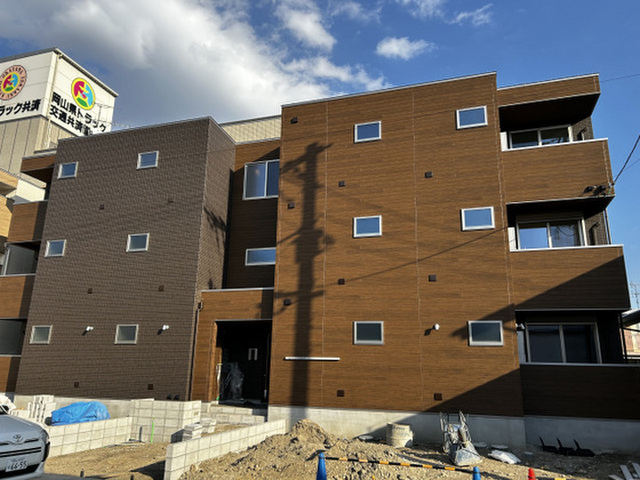 REGALEST LUCENTE(レガリスト ルチェンテ)