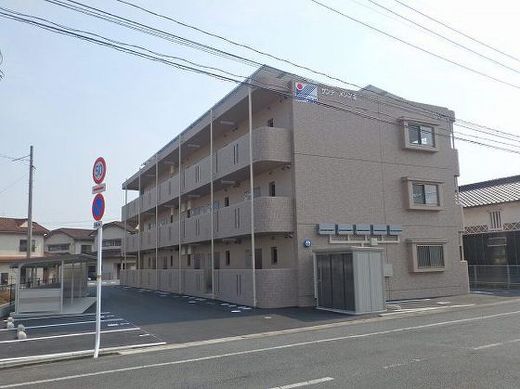 東総社駅徒歩13分、インターネット無料の１LDKになります