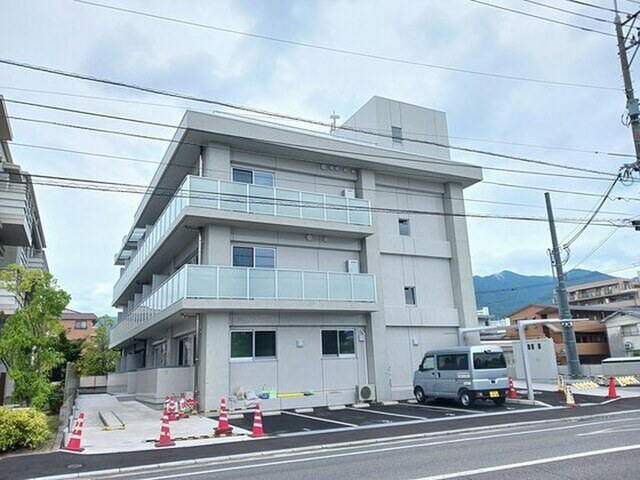 フォーム