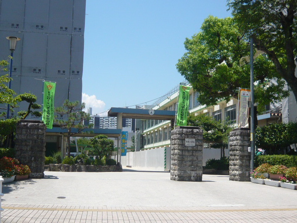 (25/26) 小学校 (25/26) 小学校