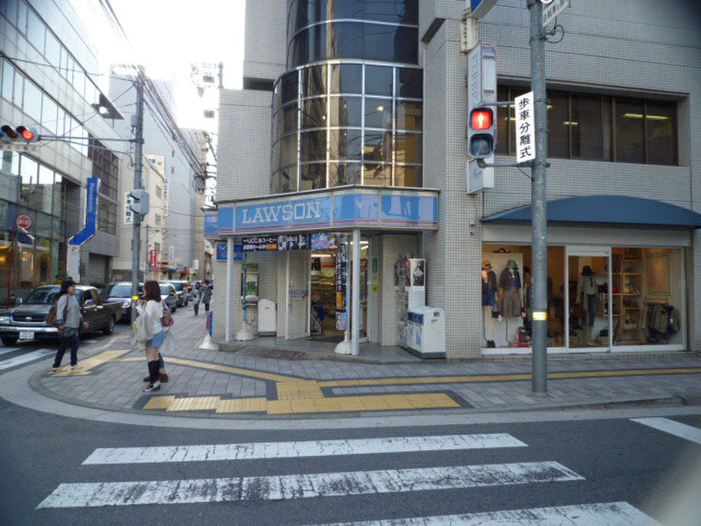 (21/26) コンビニ (21/26) コンビニ