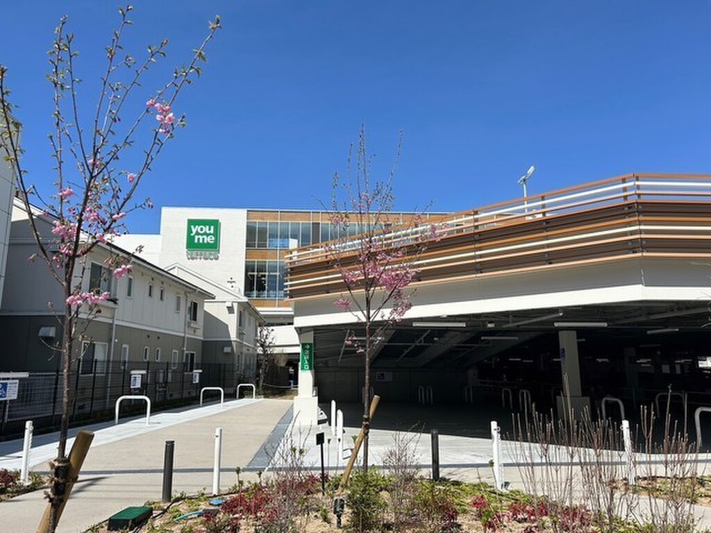 (23/28) ショッピングセンター (23/28) ショッピングセンター