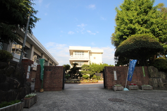 メゾン南竹屋