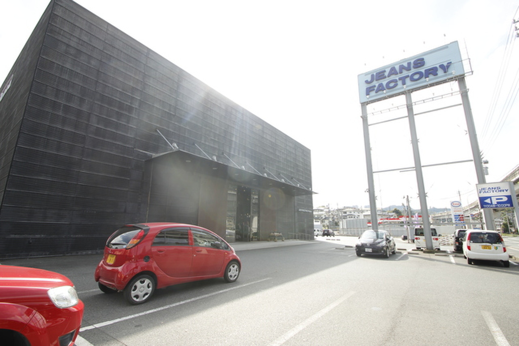 (27/34) 服屋 (27/34) 服屋