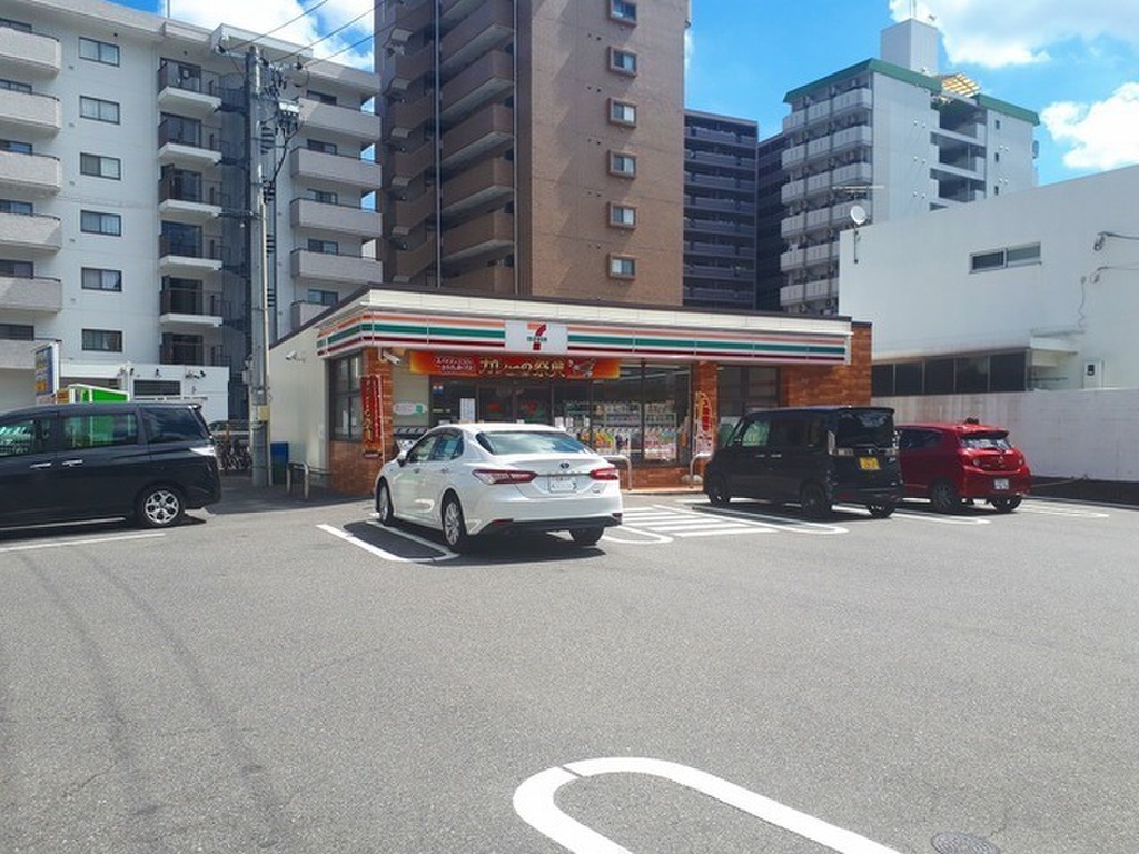 (23/24) コンビニ