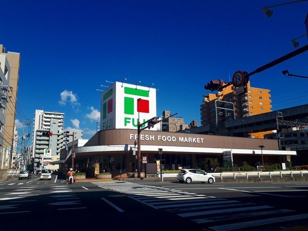 (22/24) スーパー