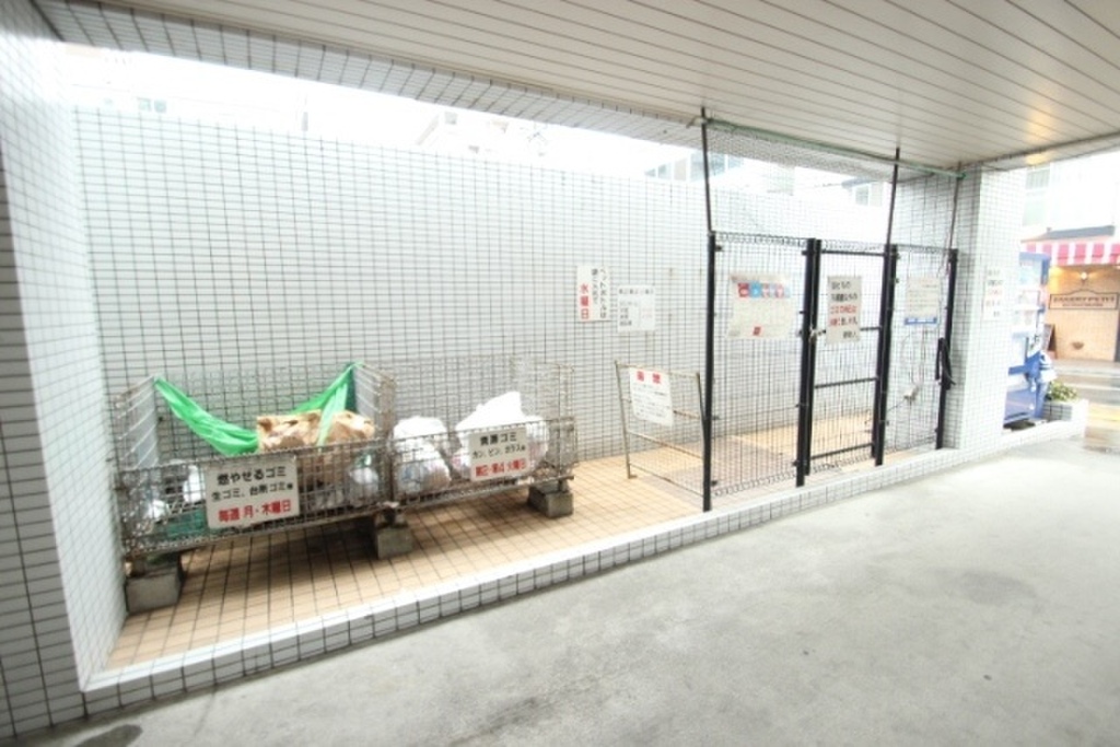 エールマンスリー五日市　壱番館 1K 外観