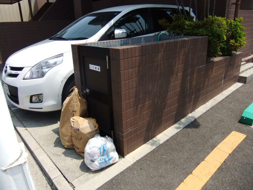 エールマンスリー宇品御幸 1K ゴミ置き場