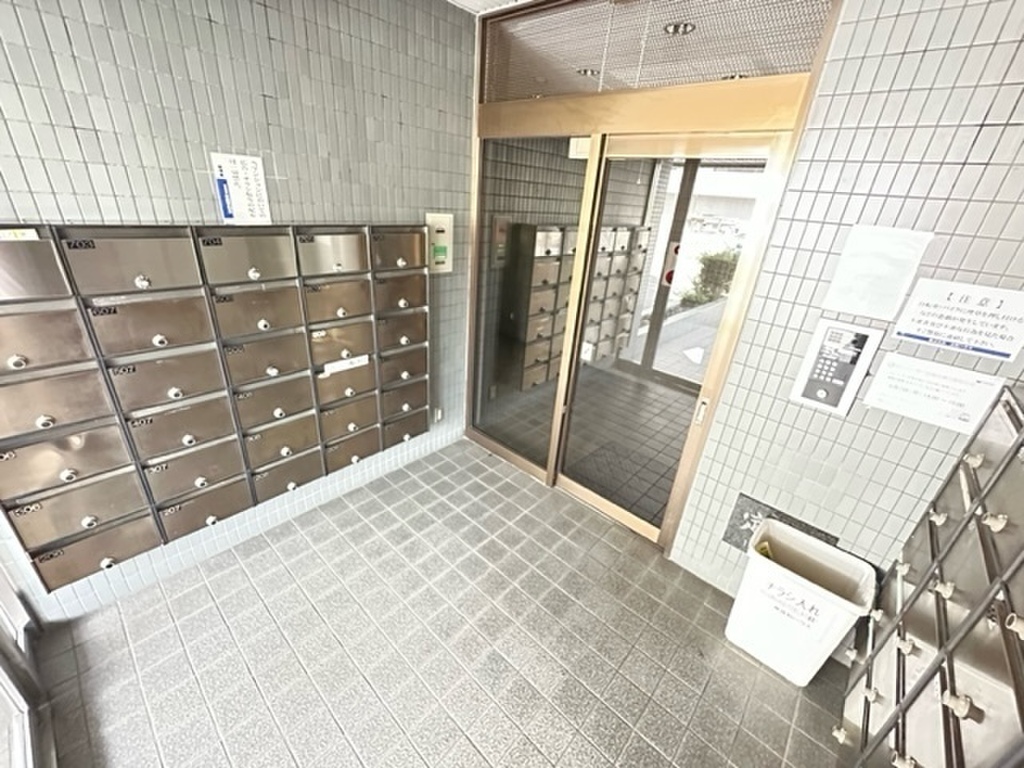 エールマンスリー西原 参番館 1K 集合ポスト エールマンスリー西原 参番館 1K 集合ポスト