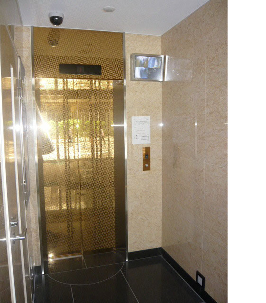 エールマンスリー広島駅北四番館 1K エレベータ